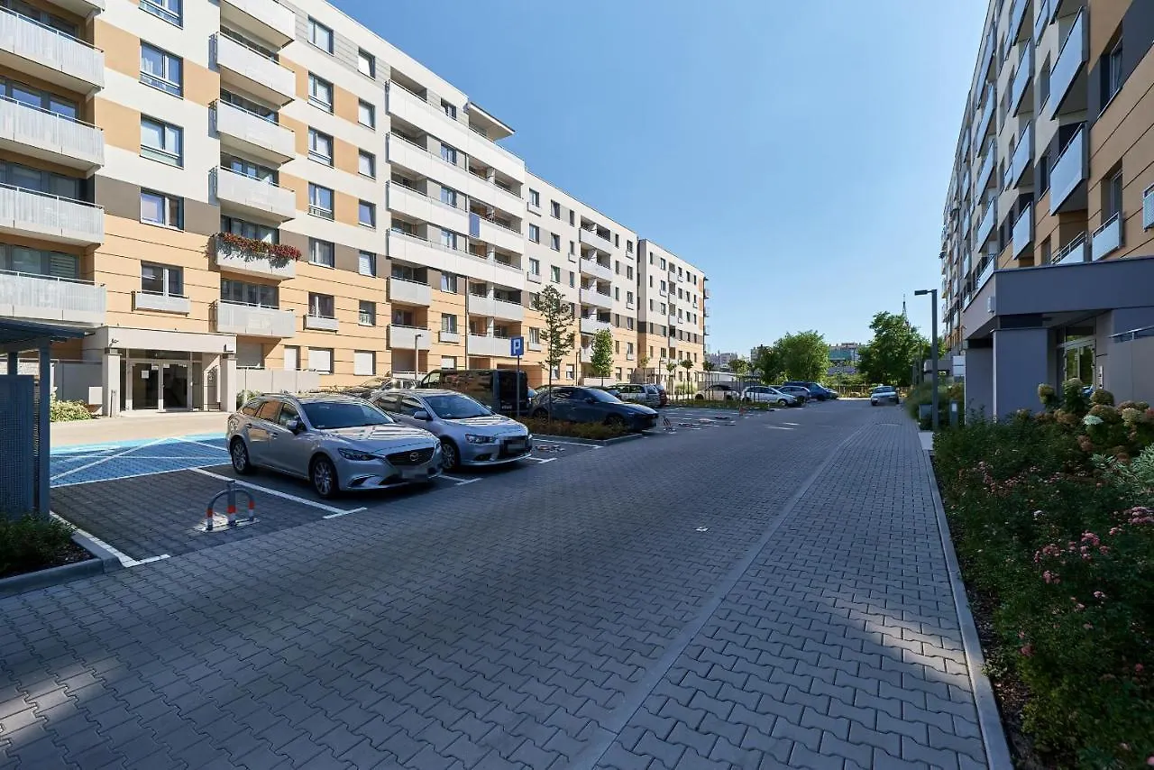 Exclusive Apartments Teczowa With Underground Parking By Noclegi Renters Wrocław Polónia